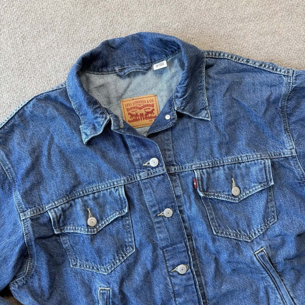 Levi's Jacket Women's Size XL Blue Cool Wicking Relaxed Denim